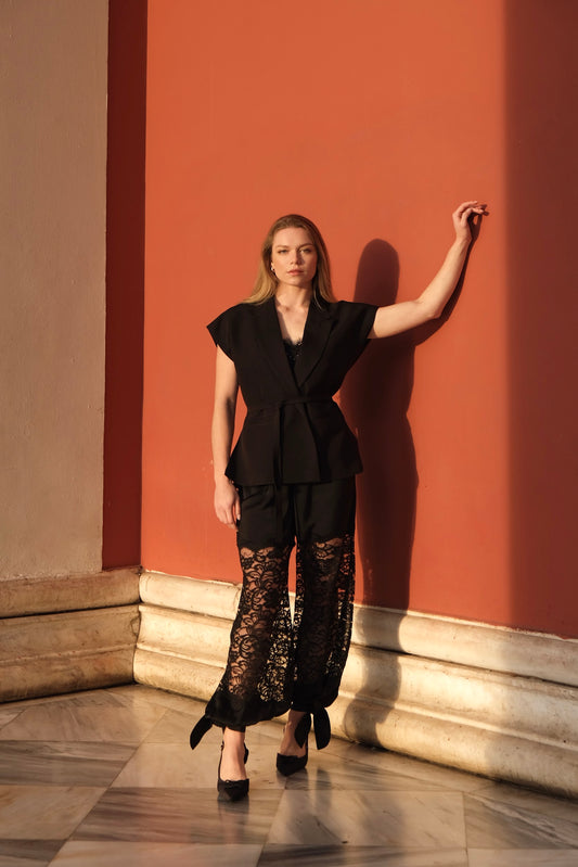 Black Sleeveless Waistcoat